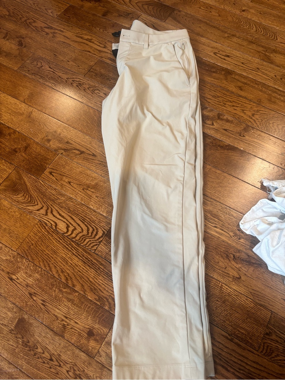 lululemon athletica Men's Light Beige Chino Pants